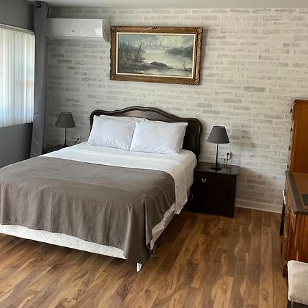 Berry Mills Auberge Restwell Motel المظهر الخارجي الصورة