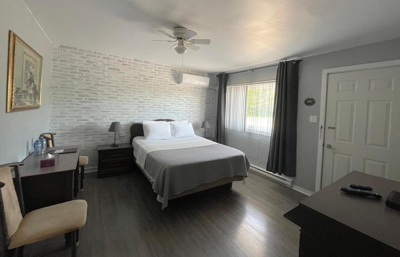 Berry Mills Auberge Restwell Motel المظهر الخارجي الصورة