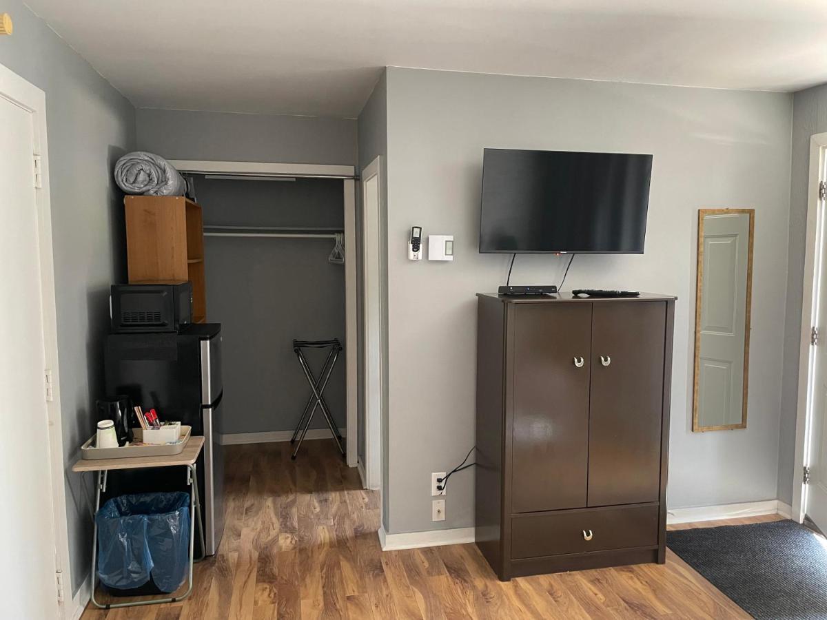 Berry Mills Auberge Restwell Motel المظهر الخارجي الصورة