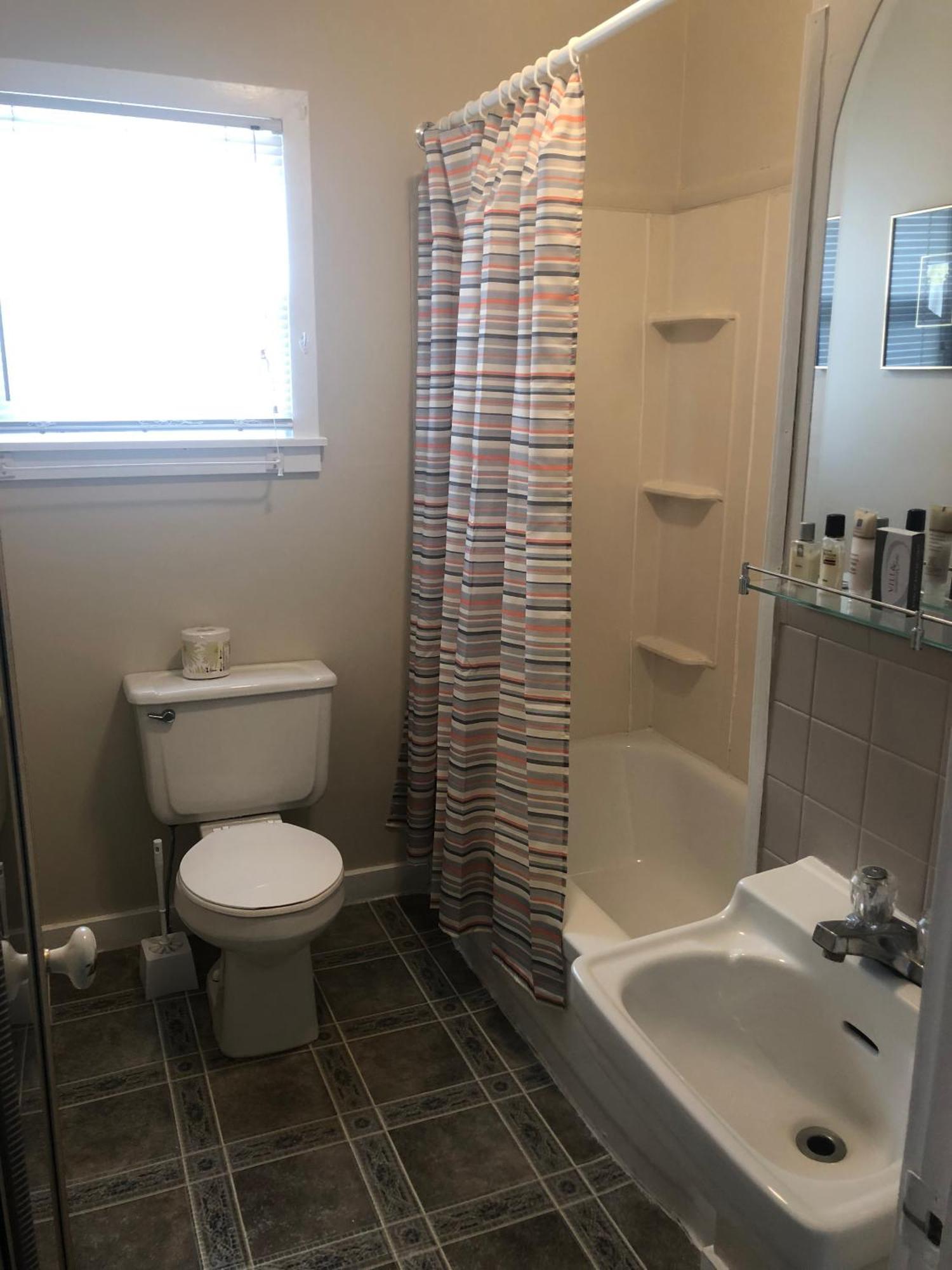 Berry Mills Auberge Restwell Motel المظهر الخارجي الصورة