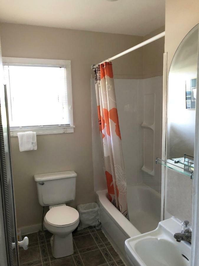 Berry Mills Auberge Restwell Motel المظهر الخارجي الصورة
