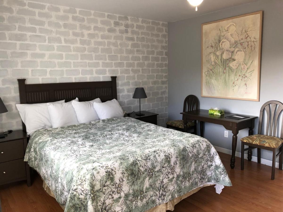 Berry Mills Auberge Restwell Motel المظهر الخارجي الصورة